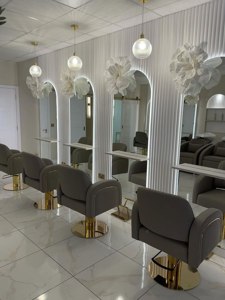 Beauty Salon & Spa 13